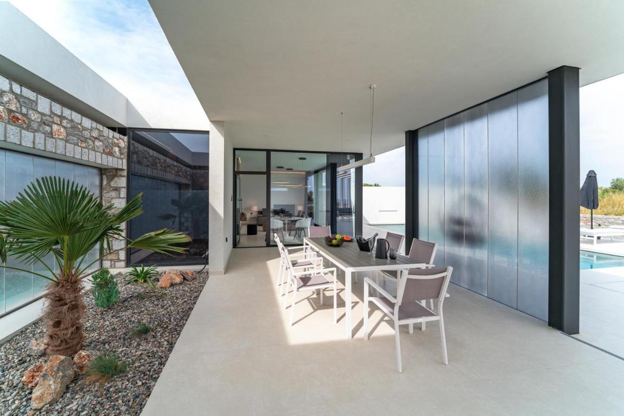 Amara Luxury Villas Lakhania Esterno foto